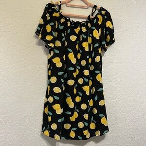 Color black brand Payton Parker size large